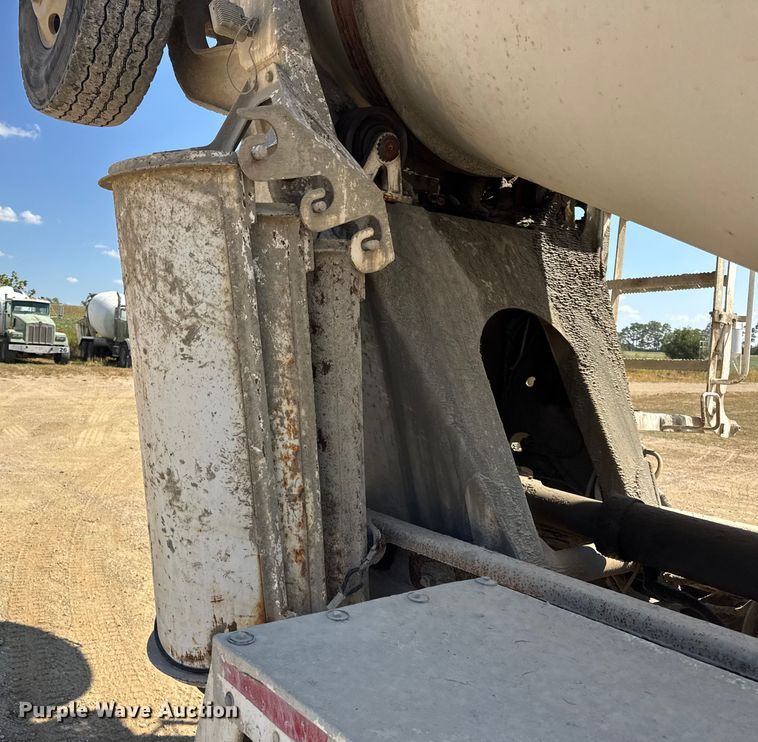 image for item ER0058 2009 Sterling L- Line ready mix truck