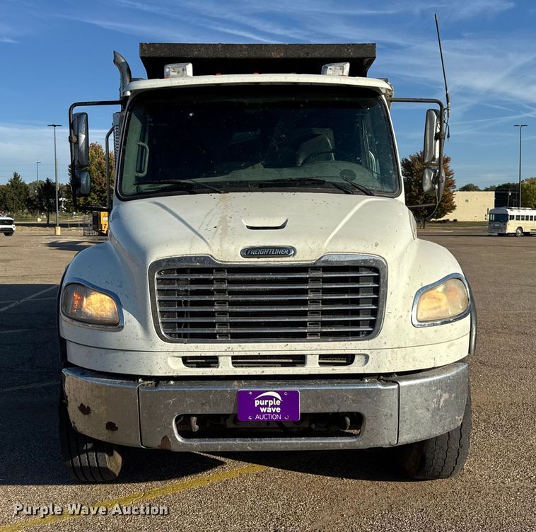 image for item ER0192 2005 Freightliner M2 dump truck