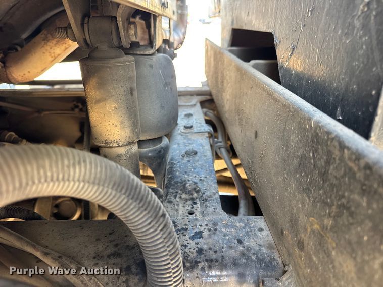 image for item ER0192 2005 Freightliner M2 dump truck