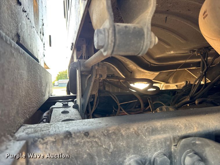 image for item ER0192 2005 Freightliner M2 dump truck