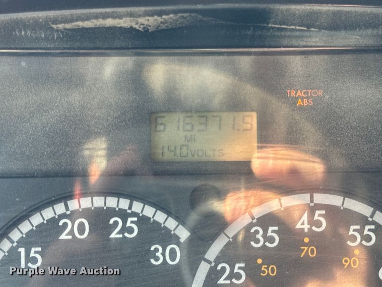 image for item ER0192 2005 Freightliner M2 dump truck