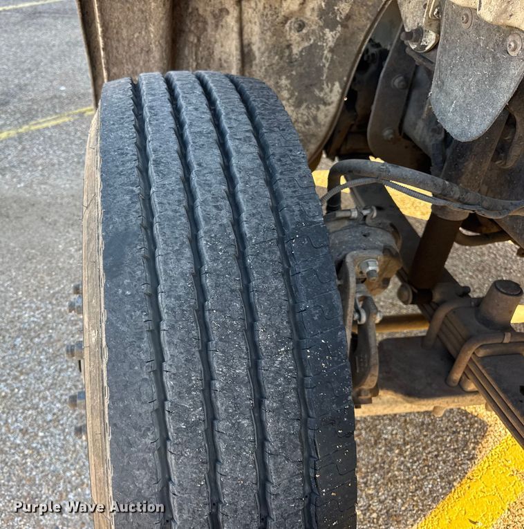 image for item ER0192 2005 Freightliner M2 dump truck