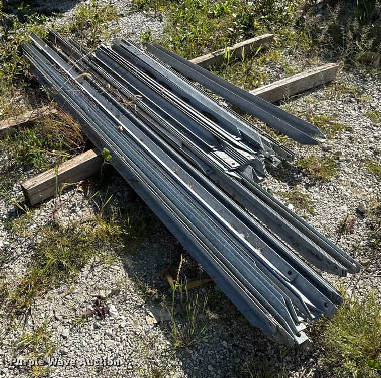 image for item ER0209 Freestanding 4 leg tower