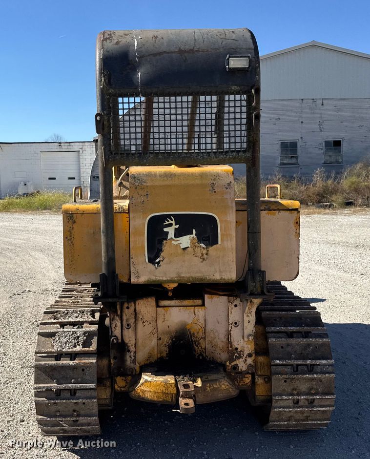 image for item ER0214 1981 John Deere 450C track loader