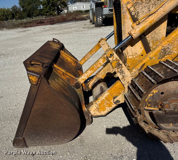 image for item ER0214 1981 John Deere 450C track loader