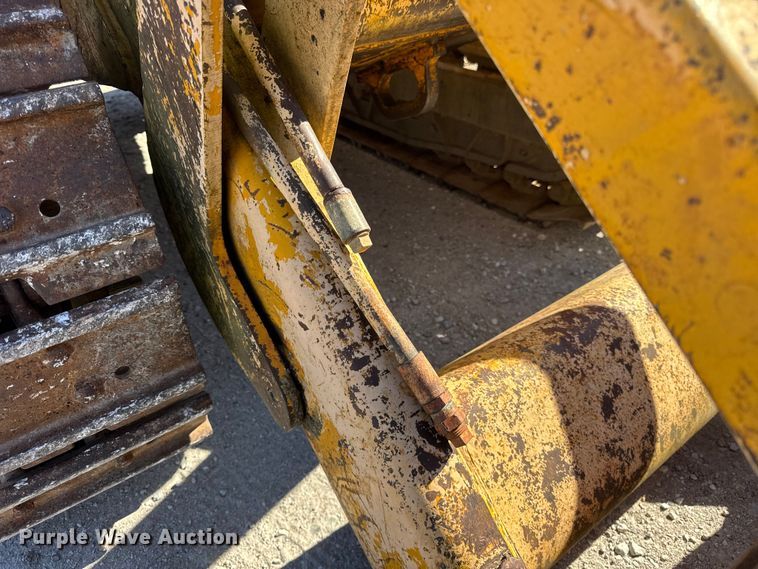 image for item ER0214 1981 John Deere 450C track loader