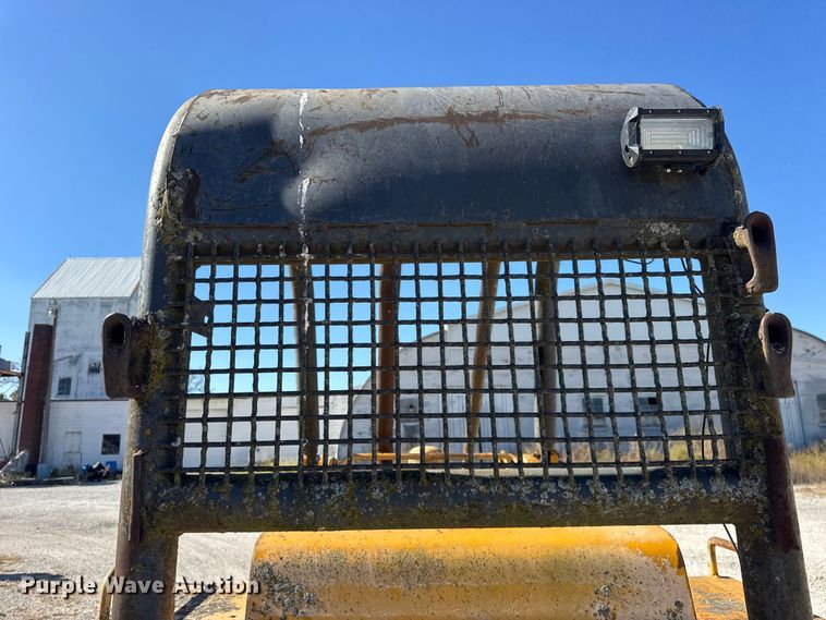 image for item ER0214 1981 John Deere 450C track loader