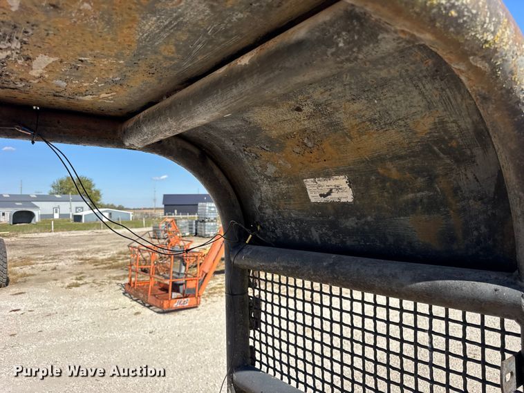 image for item ER0214 1981 John Deere 450C track loader