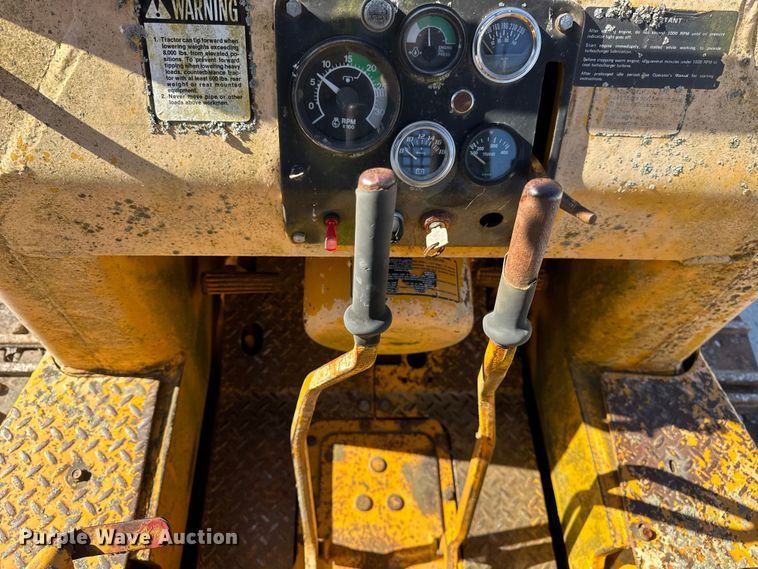 image for item ER0214 1981 John Deere 450C track loader