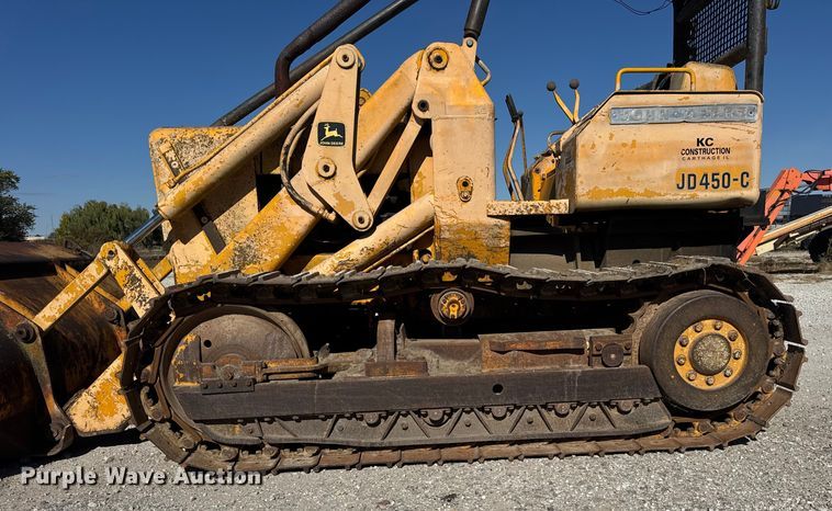 image for item ER0214 1981 John Deere 450C track loader