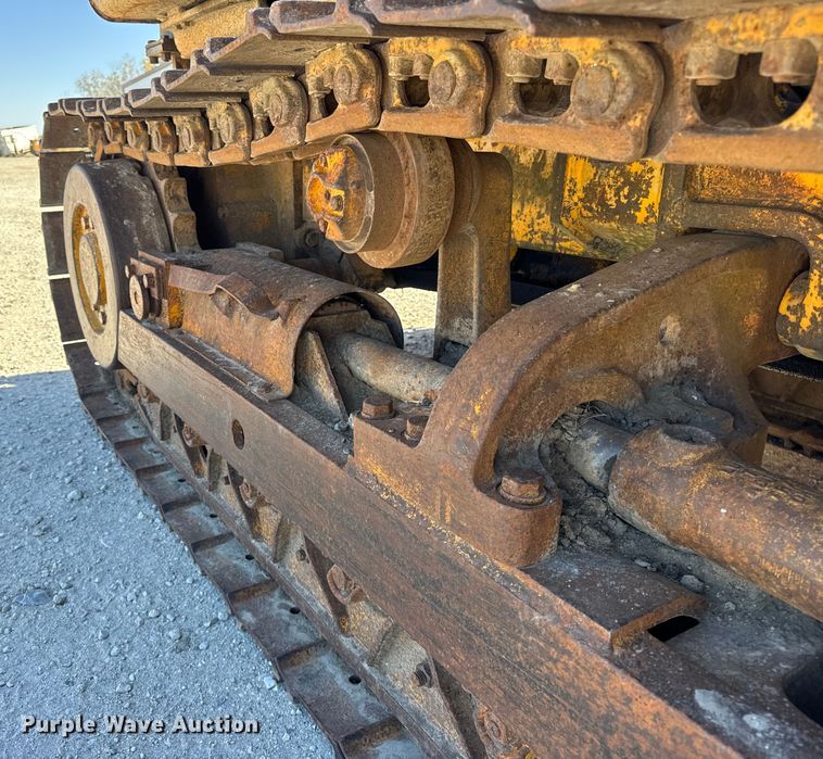 image for item ER0214 1981 John Deere 450C track loader