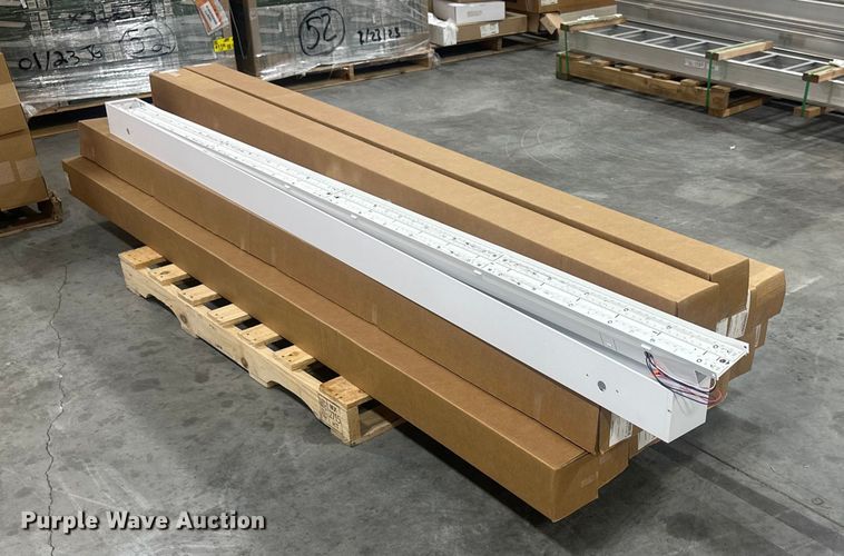 image for item ES5001 (16) Williams 8' LED lights