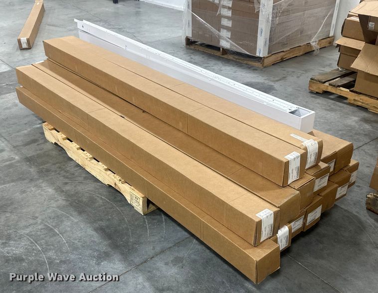 image for item ES5001 (16) Williams 8' LED lights