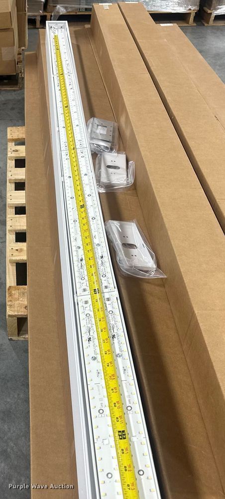 image for item ES5001 (16) Williams 8' LED lights