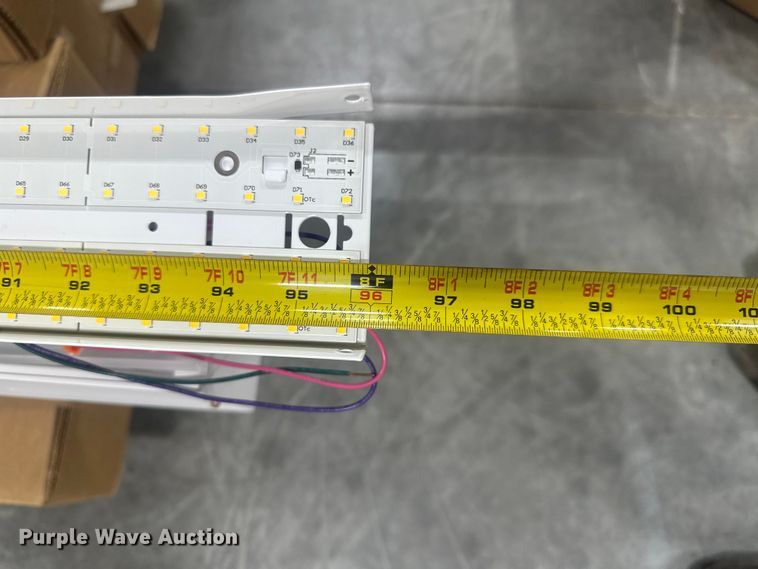 image for item ES5001 (16) Williams 8' LED lights