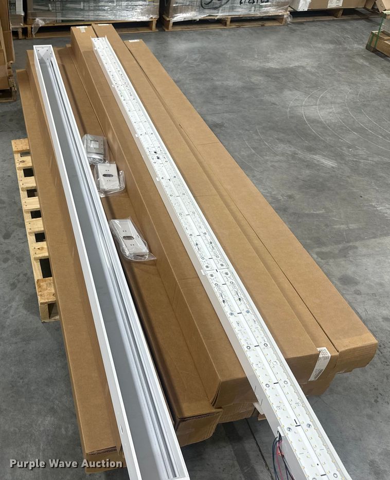 image for item ES5001 (16) Williams 8' LED lights