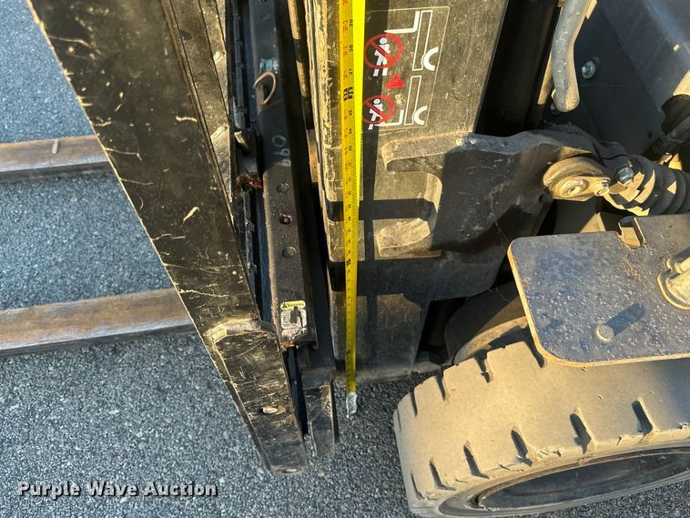 image for item ES5002 Toyota 8FGU25 forklift