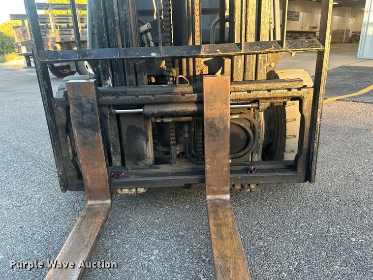 image for item ES5002 Toyota 8FGU25 forklift