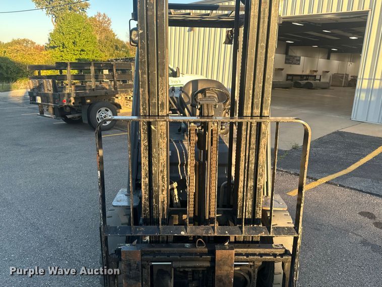 image for item ES5002 Toyota 8FGU25 forklift