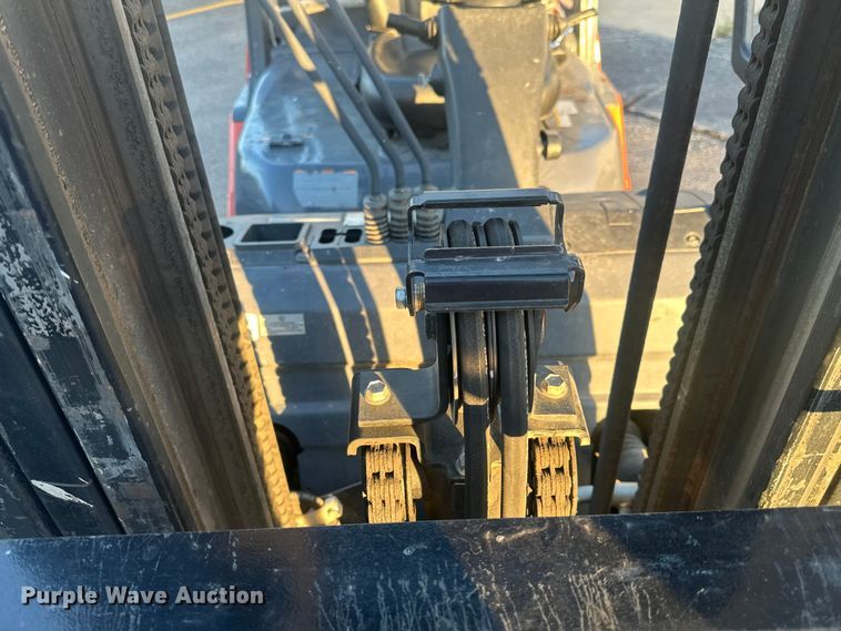 image for item ES5002 Toyota 8FGU25 forklift