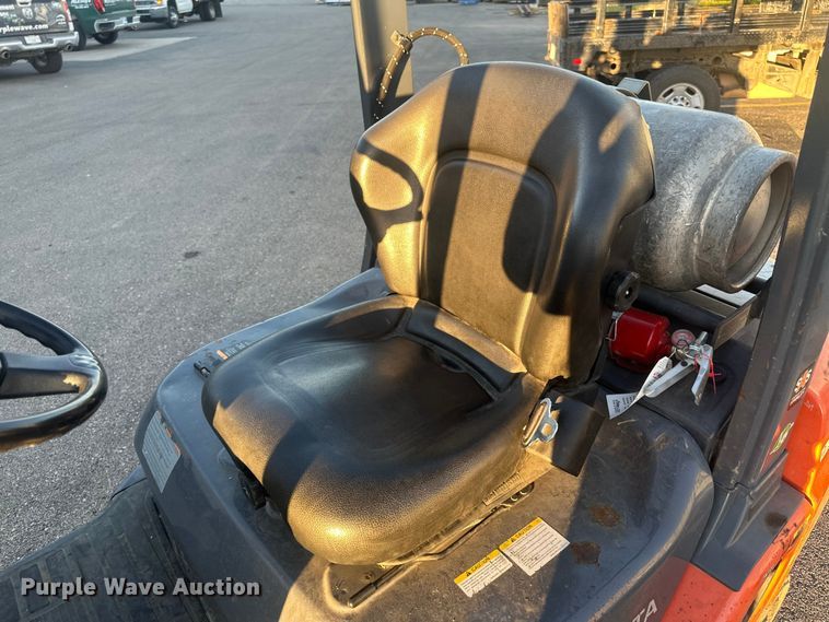 image for item ES5002 Toyota 8FGU25 forklift