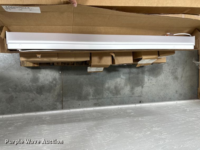 image for item ES5005 Lights and fixtures