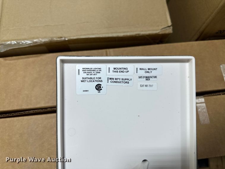 image for item ES5005 Lights and fixtures