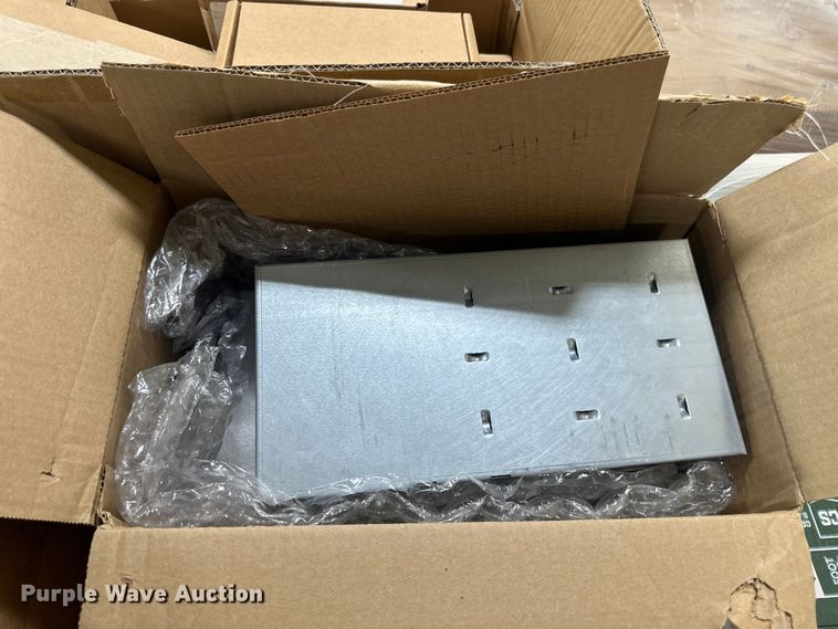 image for item ES5005 Lights and fixtures