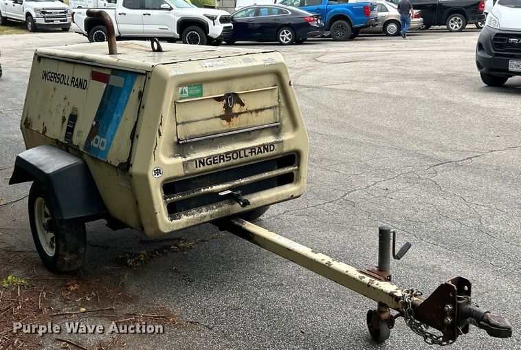 image for item ET3136 1994 Ingersoll-Rand P100DWD air compressor