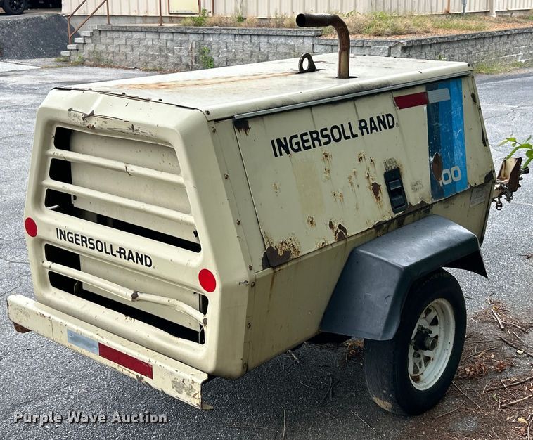 image for item ET3136 1994 Ingersoll-Rand P100DWD air compressor