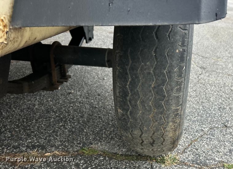 image for item ET3136 1994 Ingersoll-Rand P100DWD air compressor