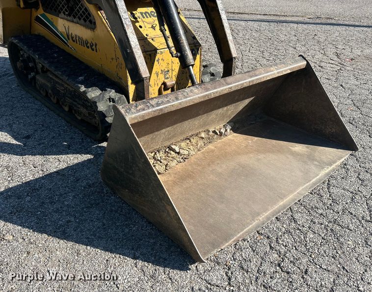 image for item ET3231 2006 Vermeer S600TX compact utility loader