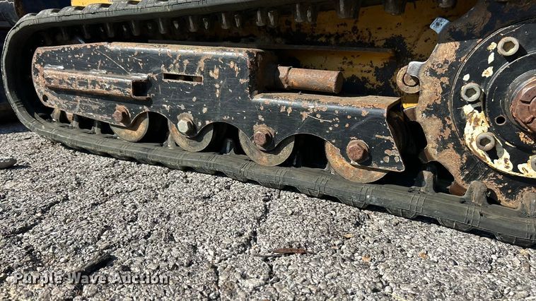 image for item ET3231 2006 Vermeer S600TX compact utility loader