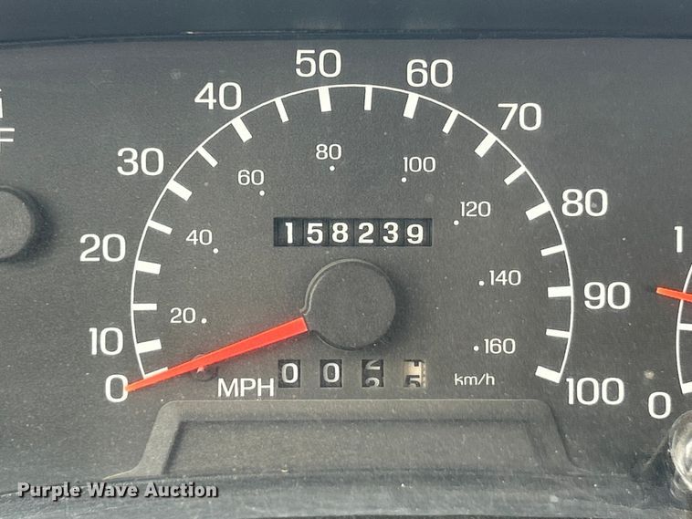 image for item ET3266 2006 Ford F750 Super Duty XL truck cab and chassis