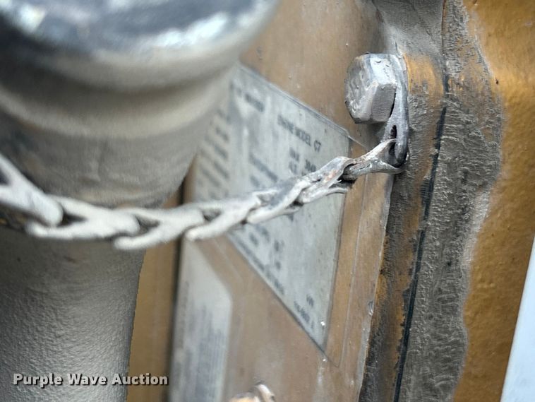 image for item ET3266 2006 Ford F750 Super Duty XL truck cab and chassis