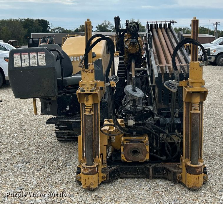 image for item ET3335 2013 Vermeer Navigator D24x40 Series II directional boring unit