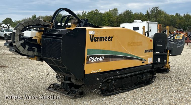 image for item ET3335 2013 Vermeer Navigator D24x40 Series II directional boring unit
