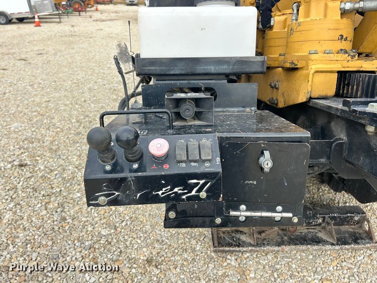 image for item ET3335 2013 Vermeer Navigator D24x40 Series II directional boring unit