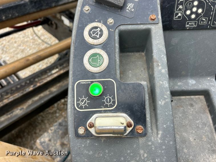 image for item ET3335 2013 Vermeer Navigator D24x40 Series II directional boring unit