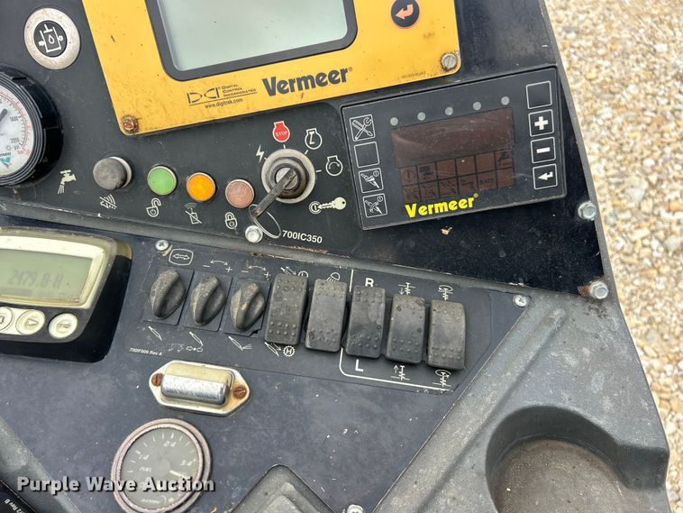 image for item ET3335 2013 Vermeer Navigator D24x40 Series II directional boring unit