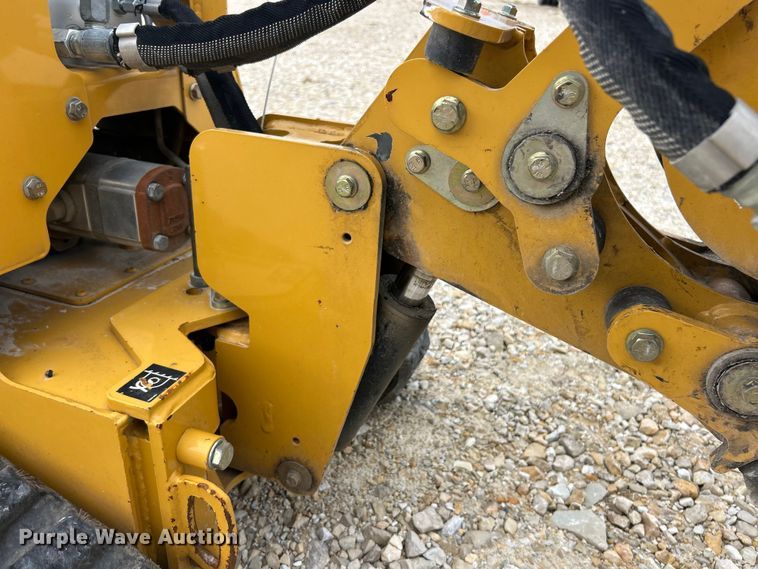 image for item ET3337 2017 Vermeer SPX25 vibratory cable plow