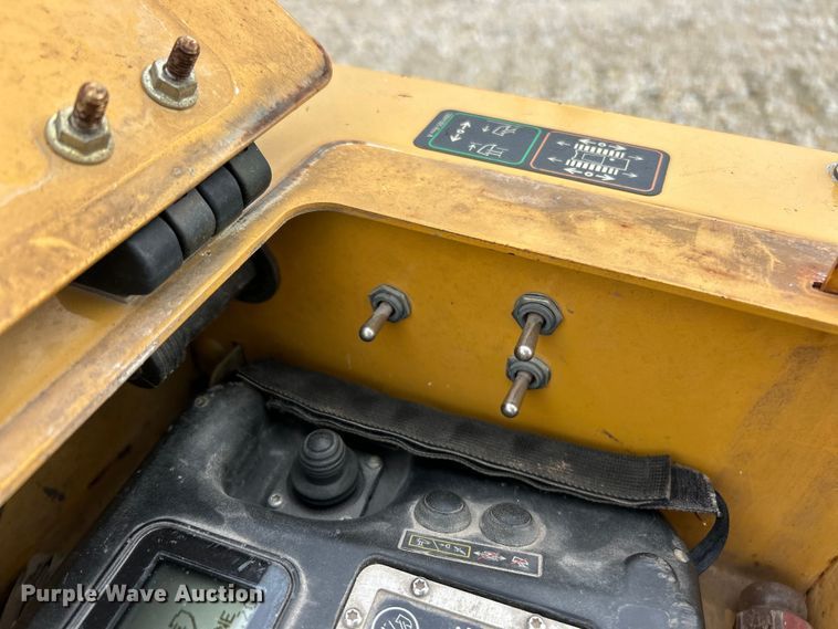 image for item ET3337 2017 Vermeer SPX25 vibratory cable plow