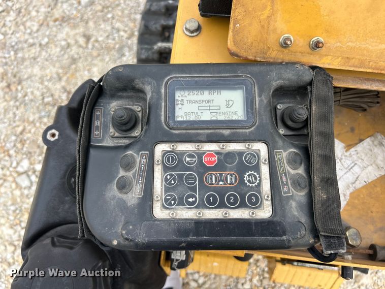 image for item ET3337 2017 Vermeer SPX25 vibratory cable plow