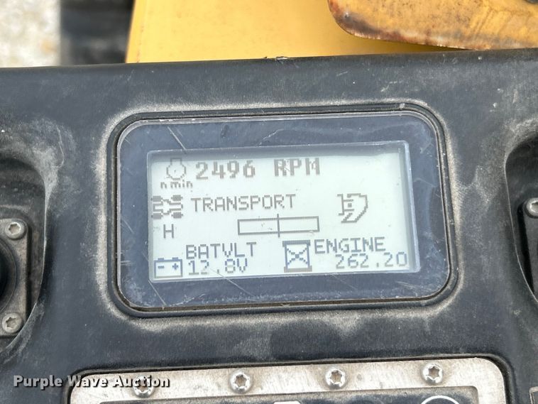 image for item ET3337 2017 Vermeer SPX25 vibratory cable plow