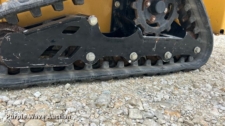 image for item ET3337 2017 Vermeer SPX25 vibratory cable plow