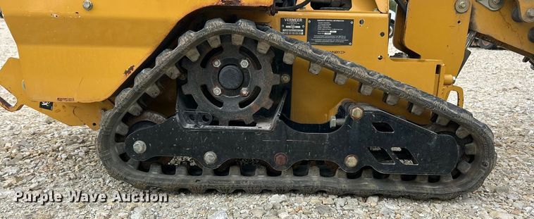 image for item ET3337 2017 Vermeer SPX25 vibratory cable plow