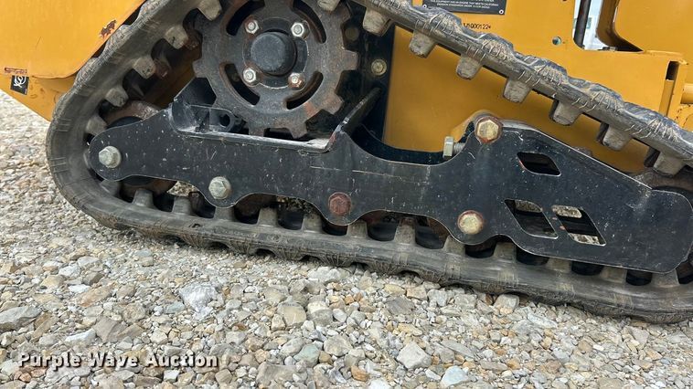 image for item ET3337 2017 Vermeer SPX25 vibratory cable plow