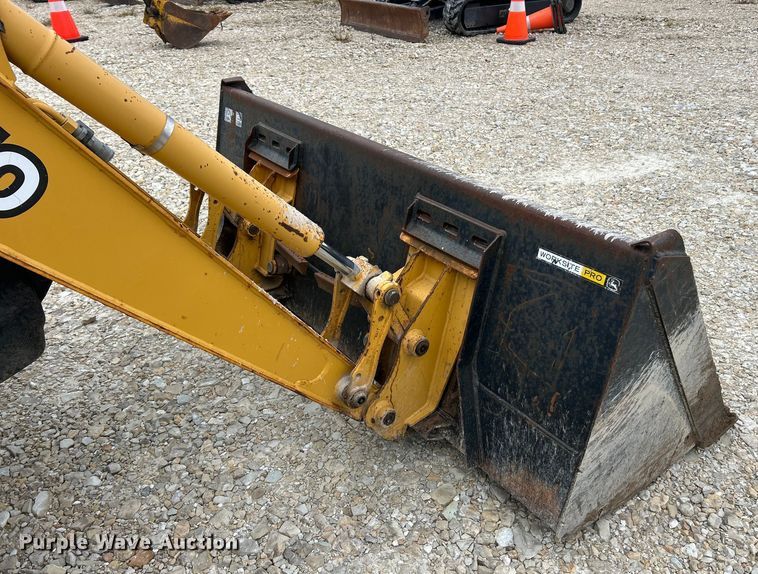 image for item ET3338 2004 John Deere 110 backhoe