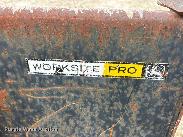 image for item ET3338 2004 John Deere 110 backhoe