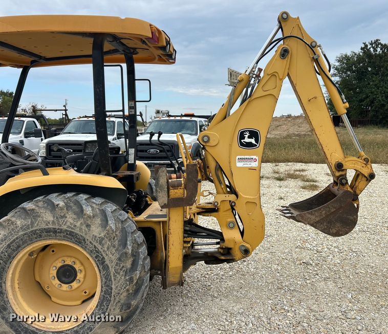 image for item ET3338 2004 John Deere 110 backhoe